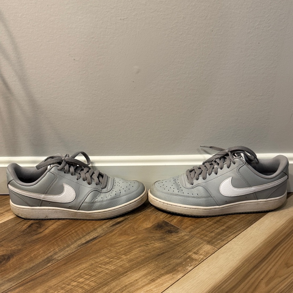 Nike Men's Gray Court Vision Low-Top Sneakers